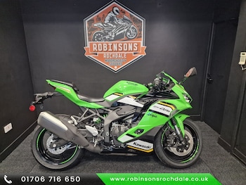 Used Kawasaki ZX4 RR undefined for sale - bike-78396932: Photo