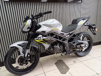 Used Benelli BN125 undefined for sale - bike-78395364: Photo