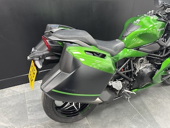 Used Kawasaki NINJA H2 SX SE TOURER 2018 for sale - bike-78395709: Photo