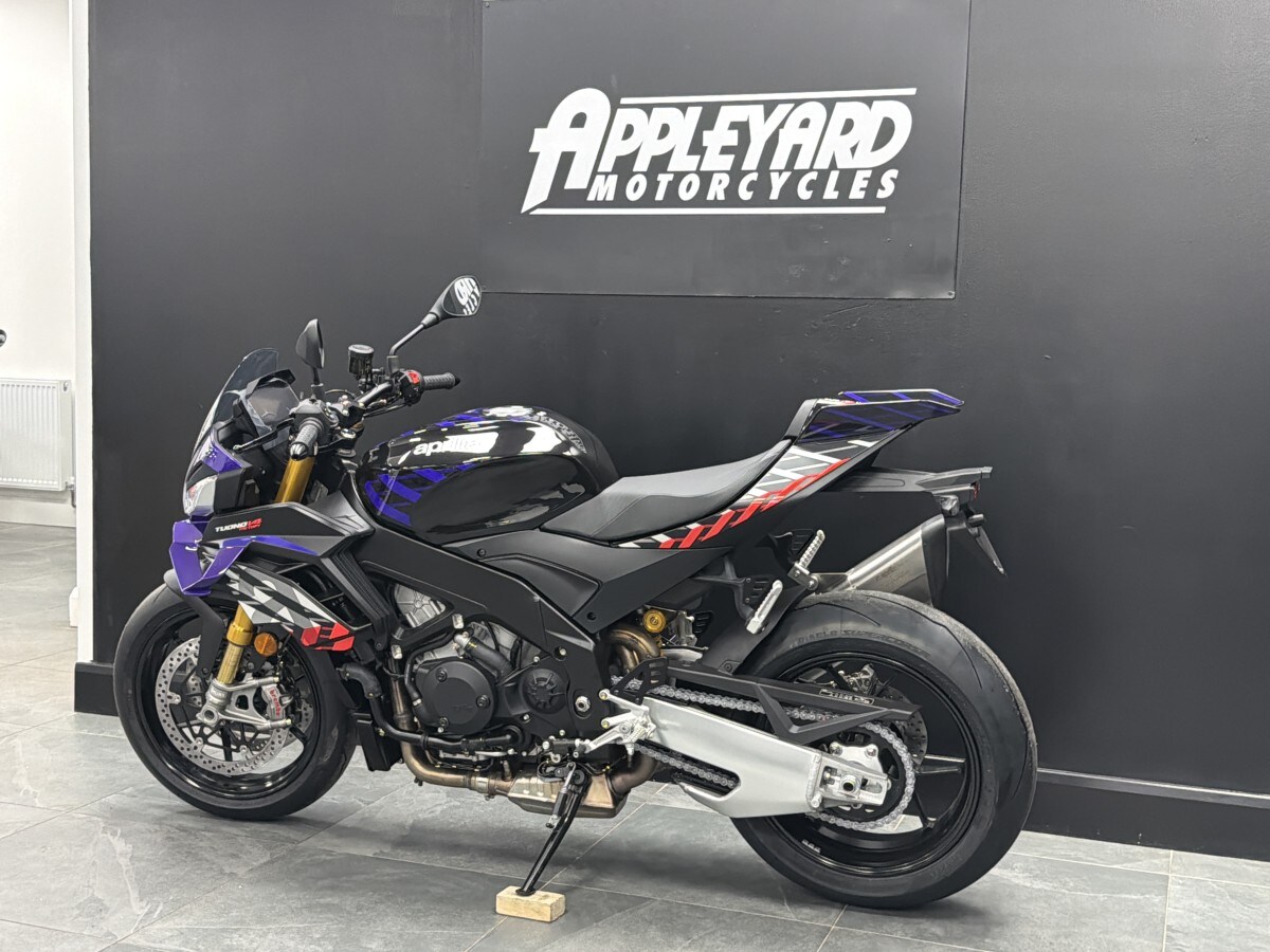 Used Aprilia Tuono V4 1100 Factory for sale - 78395382: Photo 3