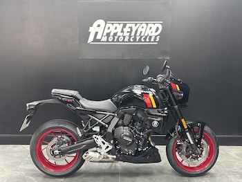 Used Suzuki GSX-8 TT 2025 for sale - bike-78395028: Photo