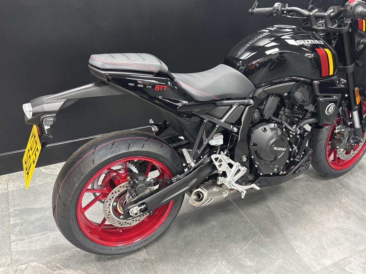 Used Suzuki GSX-8 TT 2025 for sale - 78395028: Photo 7