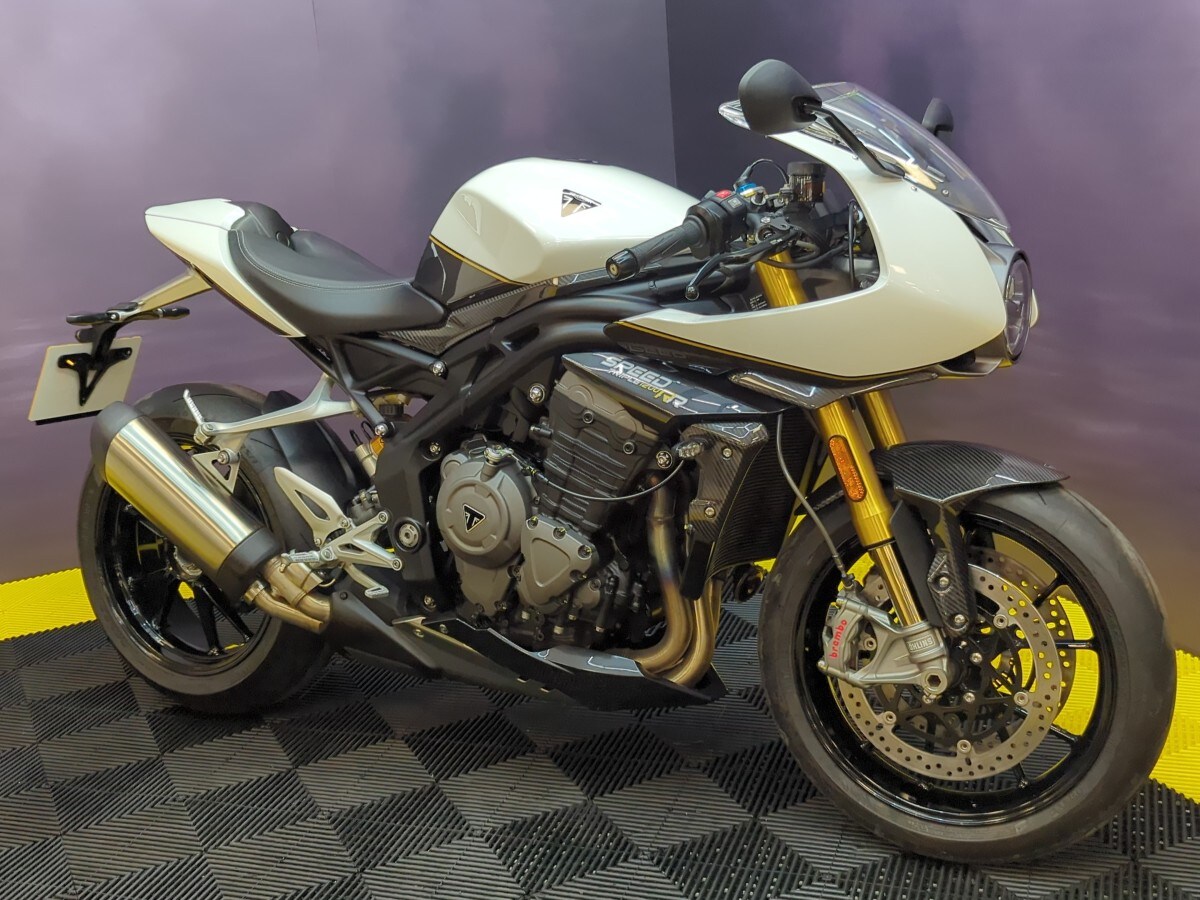Used Triumph SPEED TRIPLE 1200 RR 2022 for sale - 78396391: Photo 3