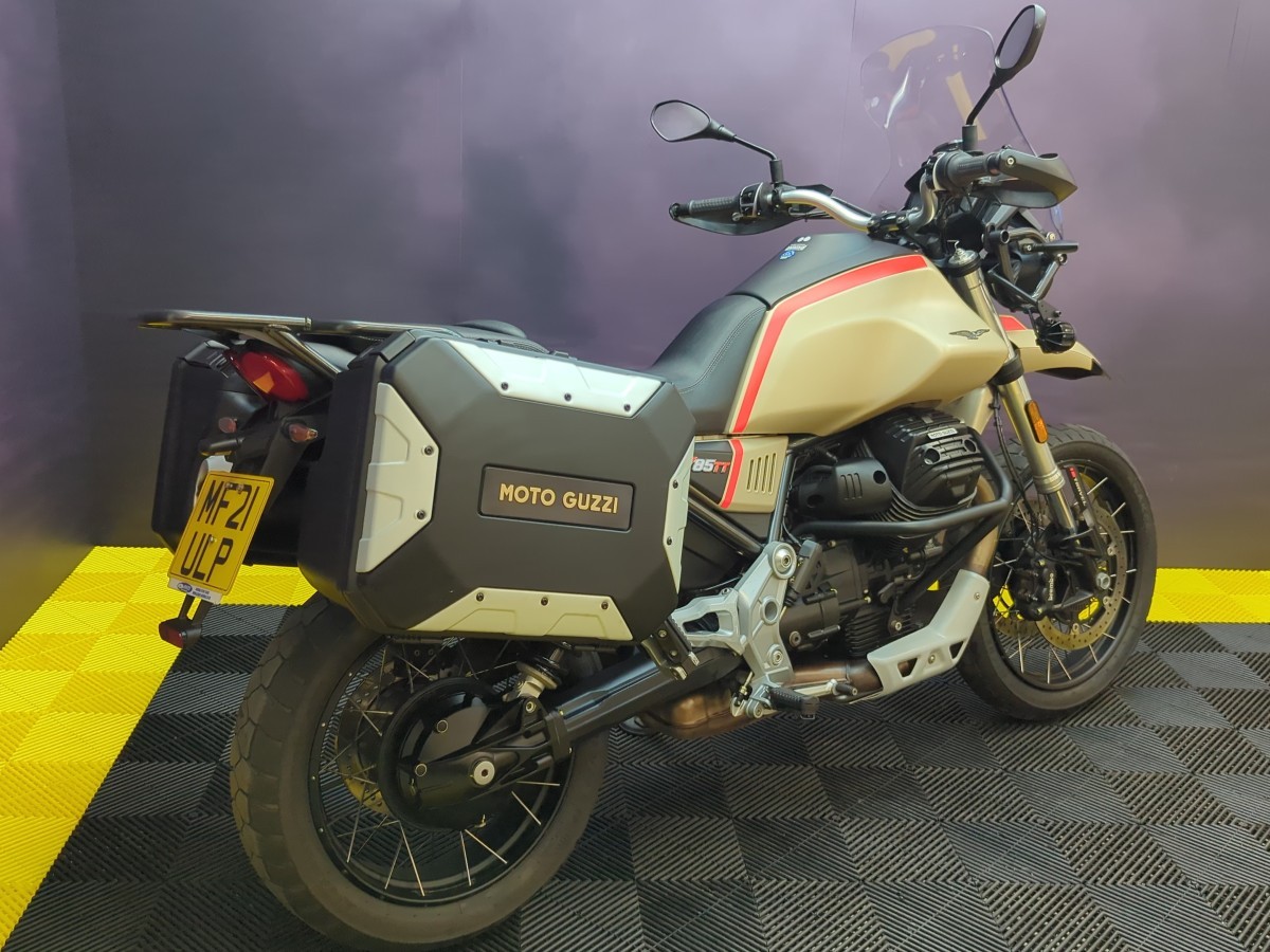Used Moto Guzzi V85 TT TRAVEL 2021 for sale - 78395898: Photo 7