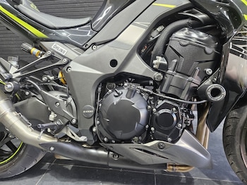 Used Kawasaki Z1000R 2018 for sale - bike-78694553: Photo