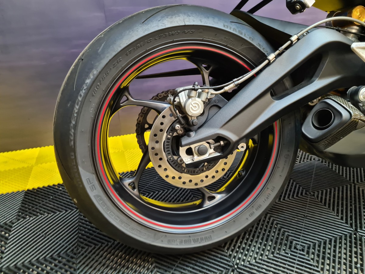 Used Triumph STREET TRIPLE 765 RS 2020 for sale - 78396231: Photo 17