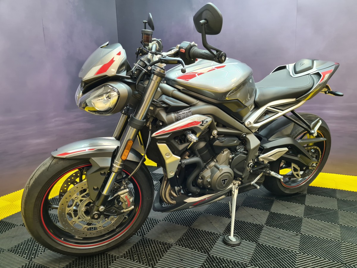 Used Triumph STREET TRIPLE 765 RS 2020 for sale - 78396231: Photo 5