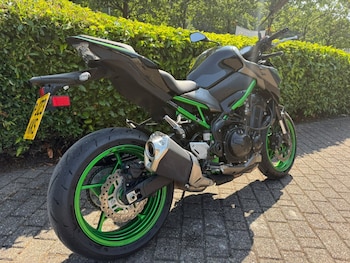 Used Kawasaki Z900 2023 for sale - bike-79130882: Photo