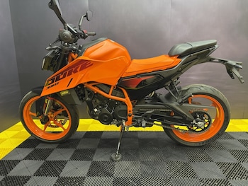 Used KTM 390 DUKE undefined for sale - bike-78396579: Photo