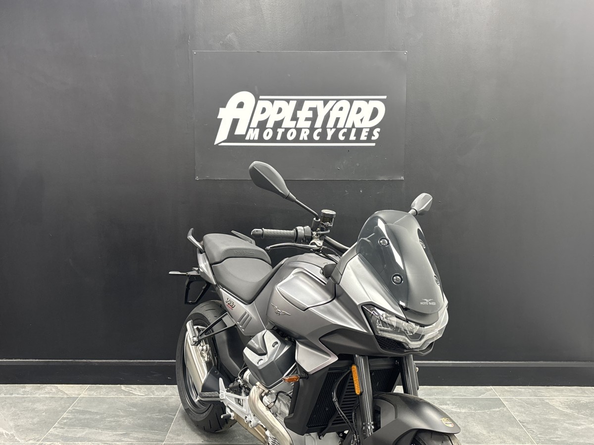 Used Moto Guzzi V100 Mandello for sale - 78394712: Photo 4