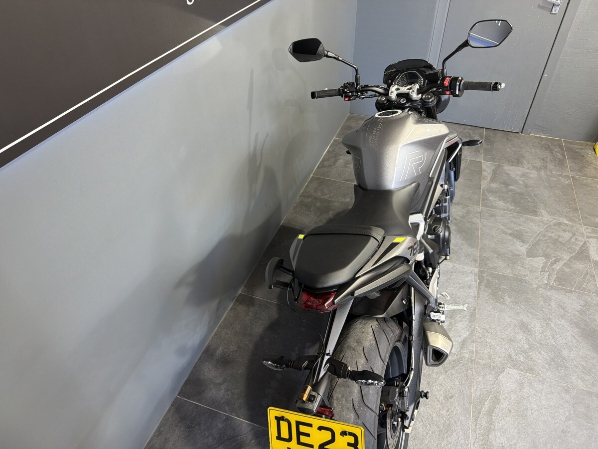 Used Triumph STREET TRIPLE R 2023 for sale - 78446118: Photo 11