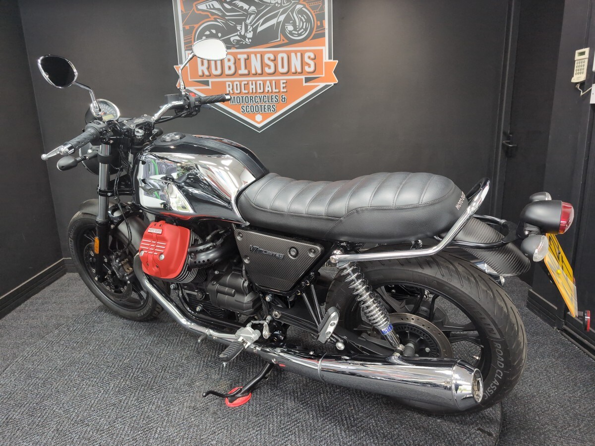 Used Moto Guzzi V7 III CARBON SHINE 2020 for sale - 78397248: Photo 6
