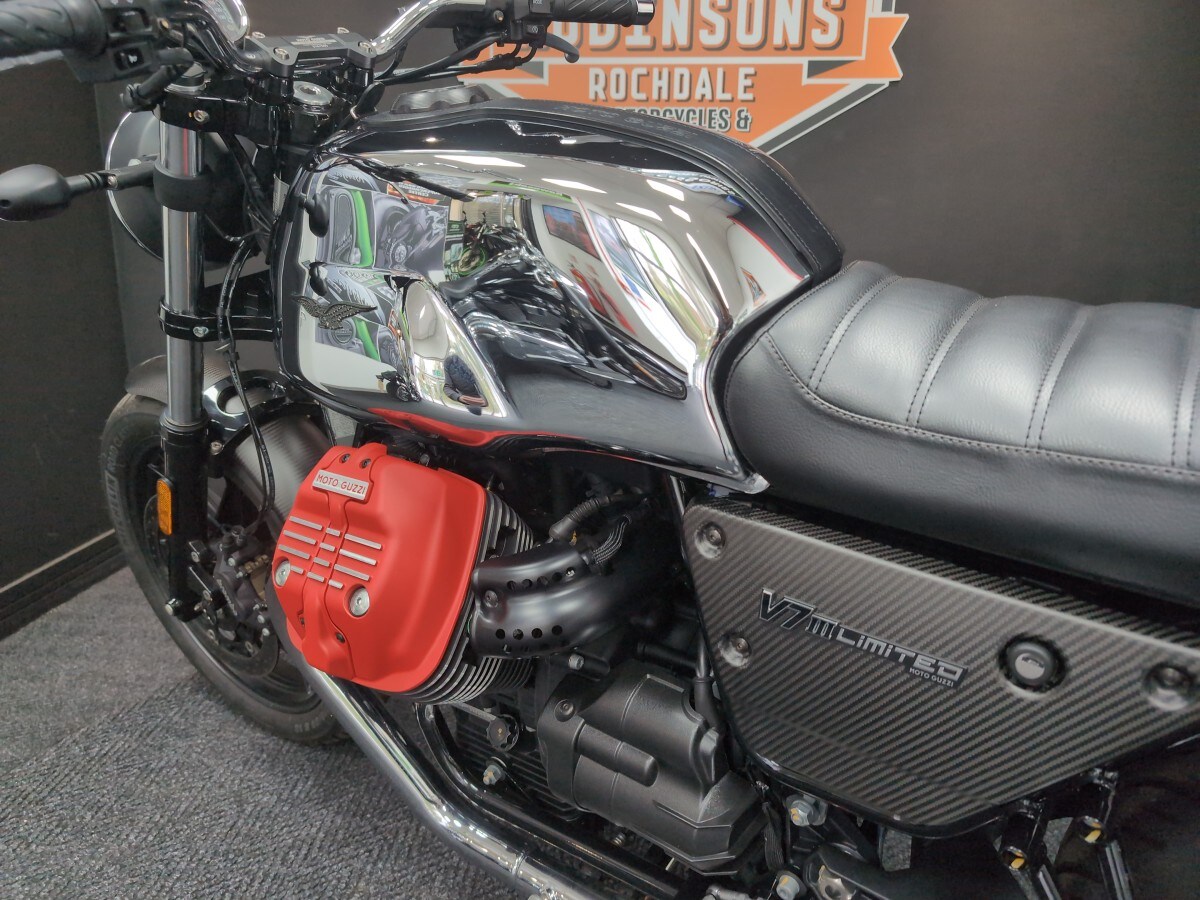 Used Moto Guzzi V7 III CARBON SHINE 2020 for sale - 78397248: Photo 8