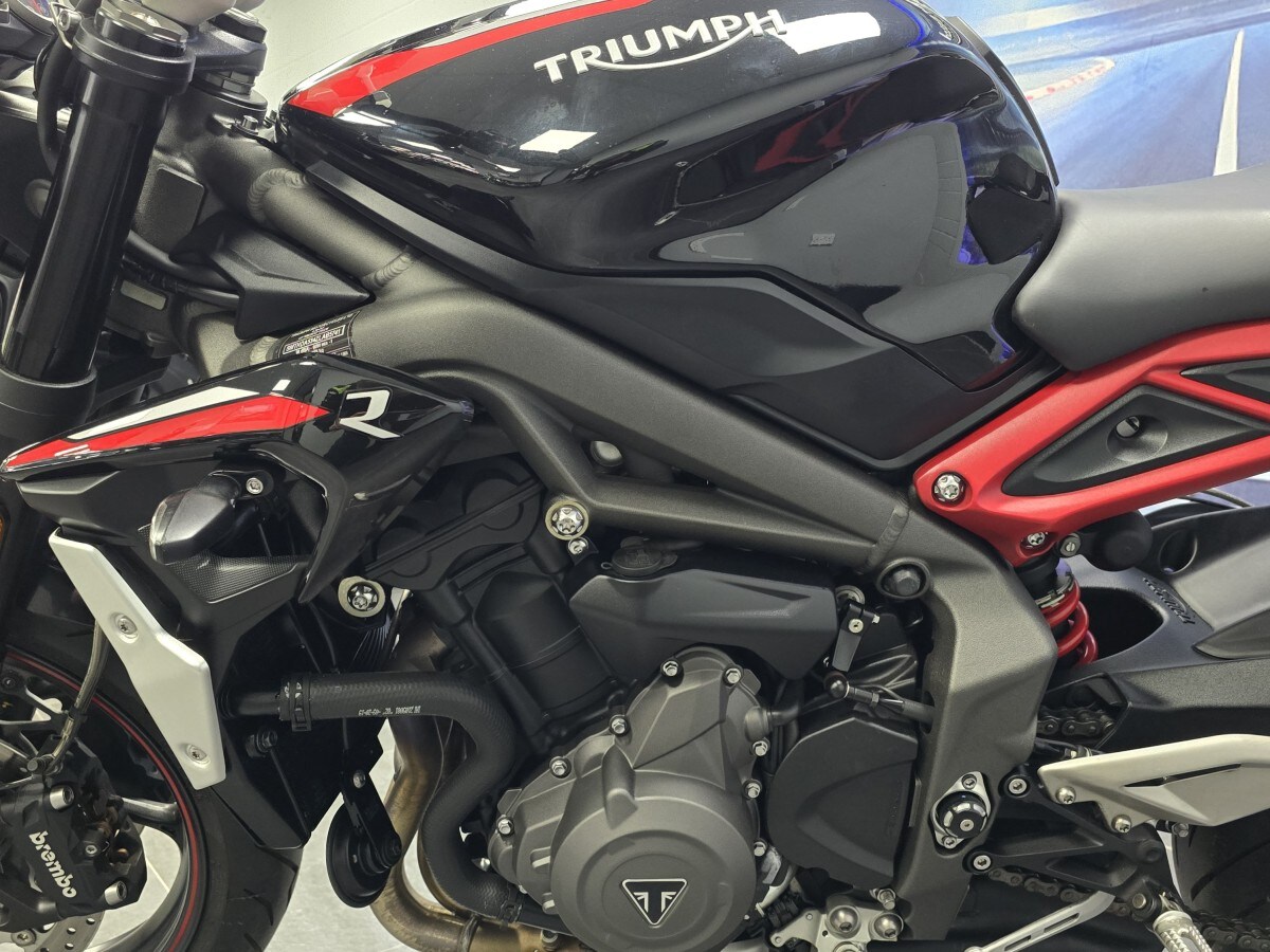 Used Triumph STREET TRIPLE R 2021 for sale - 78571760: Photo 12