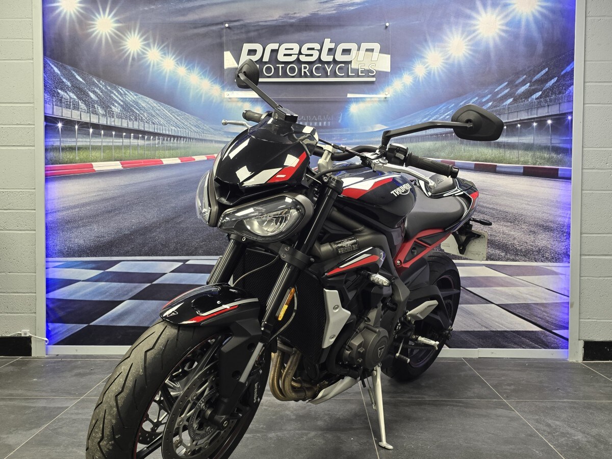 Used Triumph STREET TRIPLE R 2021 for sale - 78571760: Photo 3
