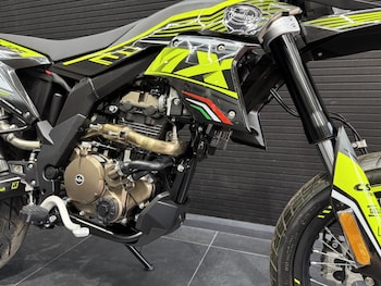 Used Mondial SMX Motard 125cc ABS undefined for sale - bike-78393918: Photo