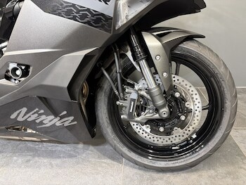 Used Kawasaki ZX-4RR ZX400STFAN (GY2/GN2) undefined for sale - bike-78394450: Photo