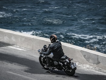 Used Toyota Land Cruiser 2024 for sale - 78393900: Photo