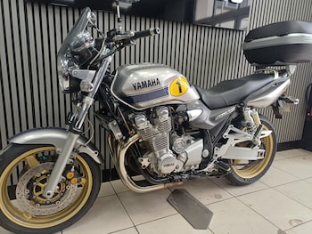 Used Yamaha XJR 1300 2009 for sale - bike-79115618: Photo
