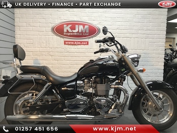 Used Triumph BONNEVILLE AMERICA 2014 for sale - bike-78393814: Photo
