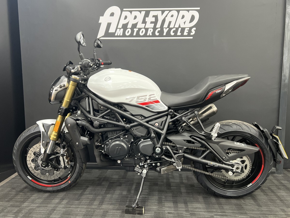 Used Benelli 752 S for sale - 78395386: Photo 8
