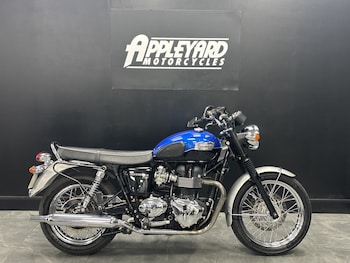 Used Triumph BONNEVILLE T 100 2015 for sale - bike-78921175: Photo
