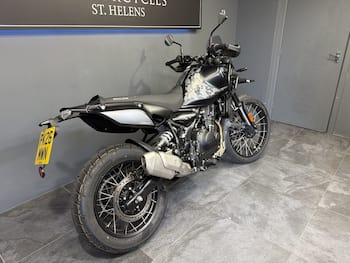Used Royal Enfield HIMALAYAN 450 MANA BLACK undefined for sale - bike-79719535: Photo