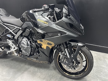 Used Suzuki GSX 800 FRQM5 GSX-8R 2025 for sale - bike-78987432: Photo
