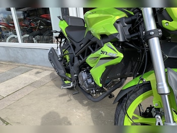 Used Benelli BN 125 undefined for sale - bike-78395922: Photo