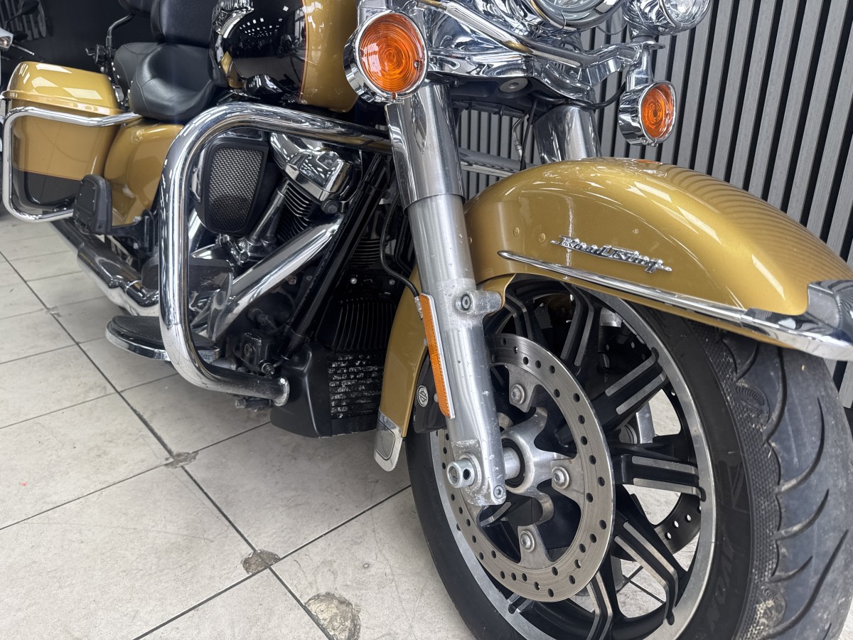 Used Harley-Davidson FLHR ROAD KING 1745 2017 for sale - 78647059: Photo 16