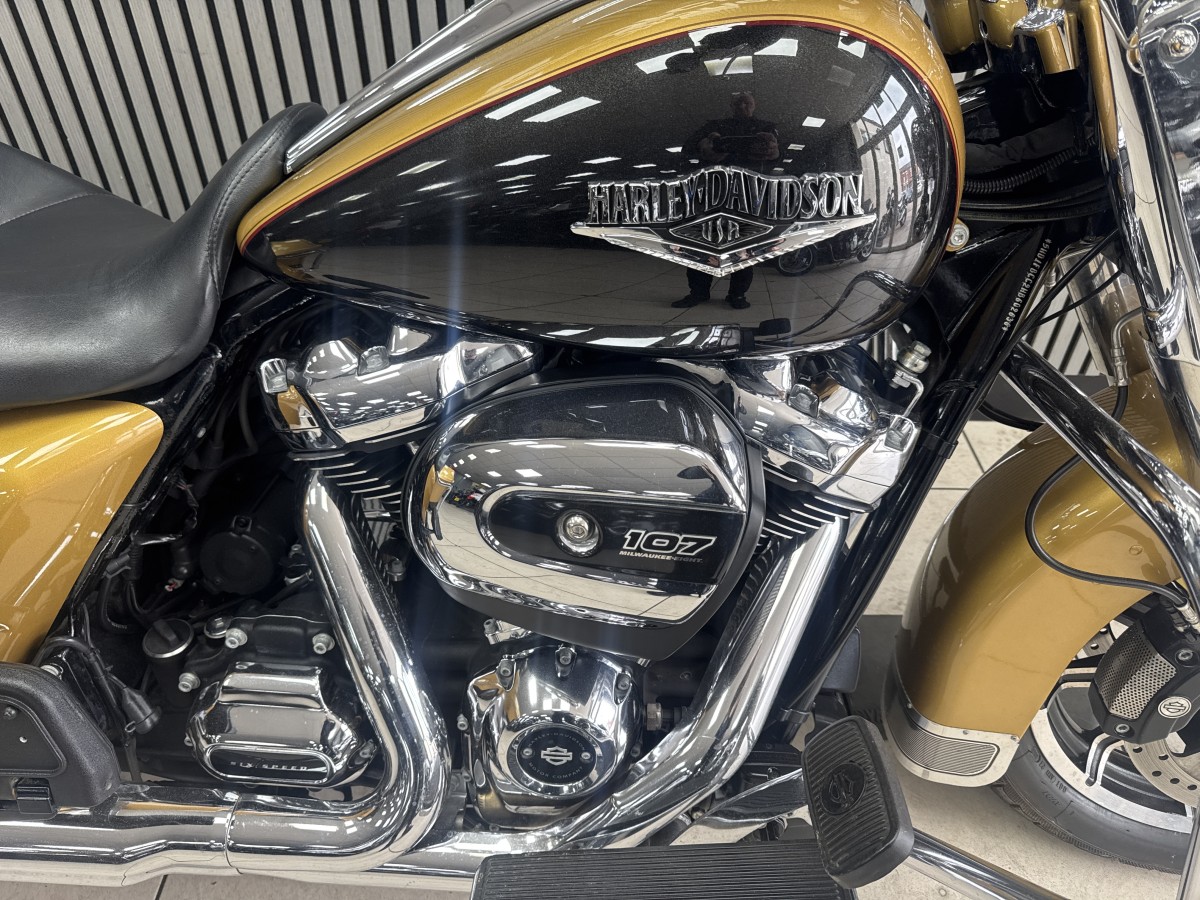 Used Harley-Davidson FLHR ROAD KING 1745 2017 for sale - 78647059: Photo 18