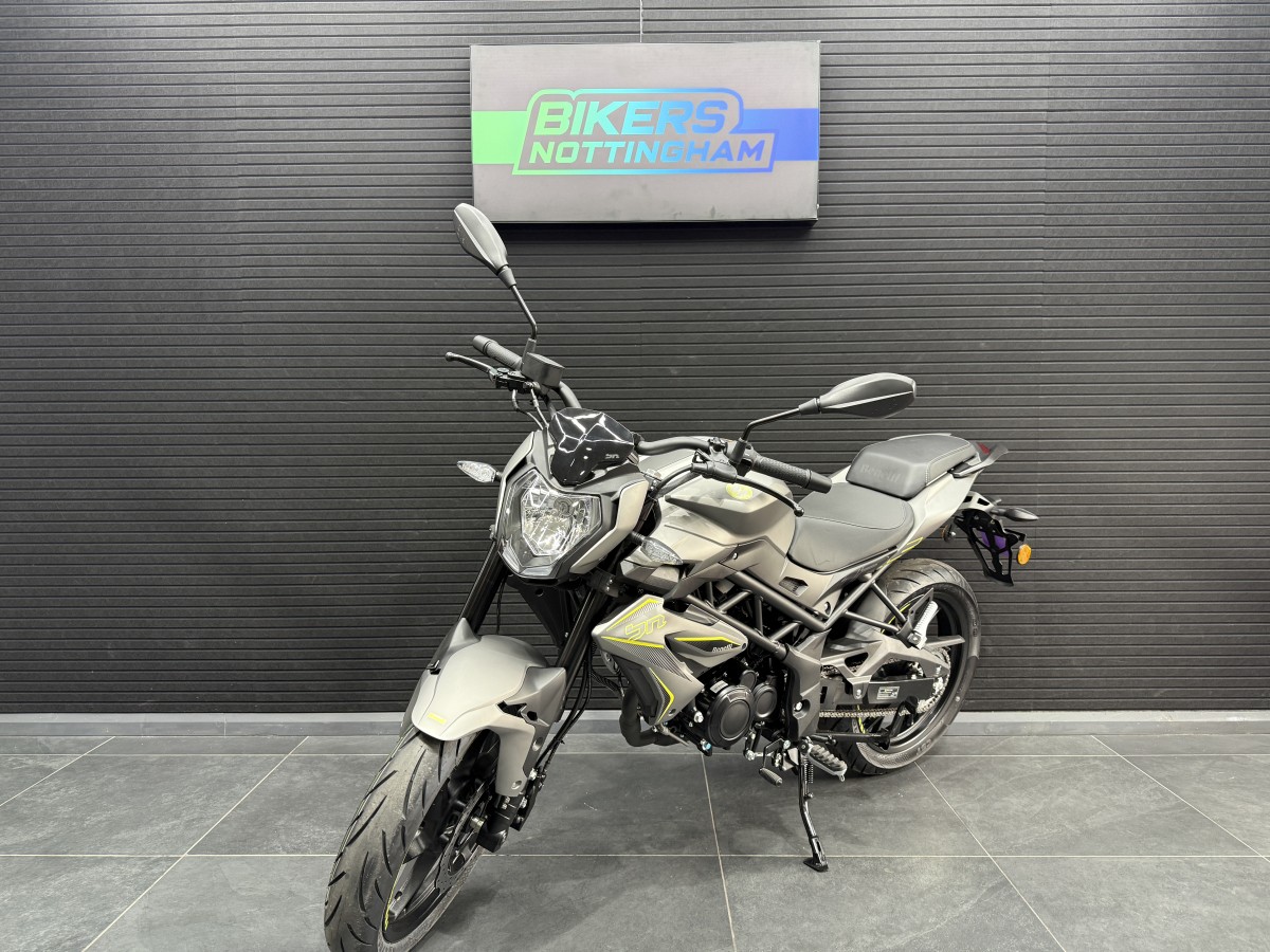 Used Benelli BN 125 for sale - 78393402: Photo 17