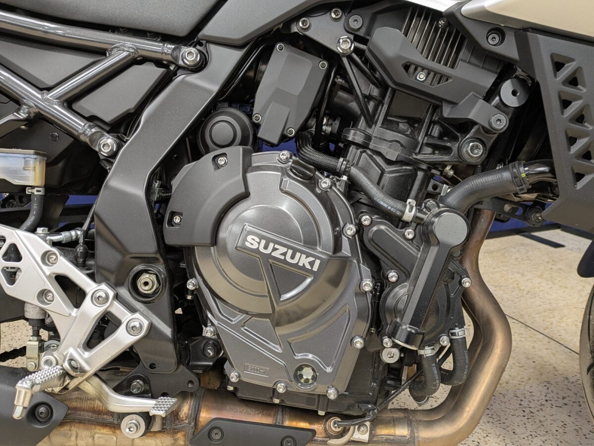 Used Suzuki GSX-8S 2025 for sale - 78393663: Photo 2