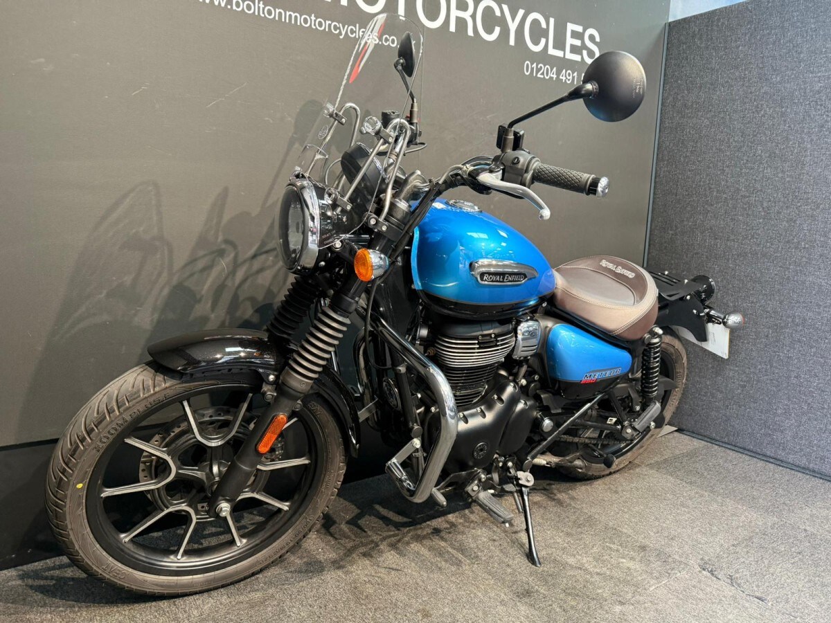 Used Royal Enfield METEOR 350 E5 2023 for sale - 78513108: Photo 4
