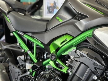 Used Kawasaki Z900 2025 for sale - bike-78396521: Photo