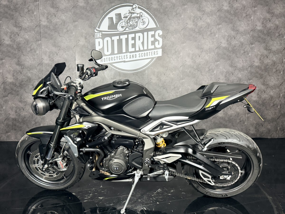 Used Triumph STREET TRIPLE RS for sale - 78776796: Photo 13