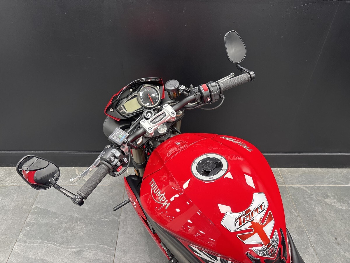 Used Triumph SPEED TRIPLE S 1050 2018 for sale - 78393140: Photo 14