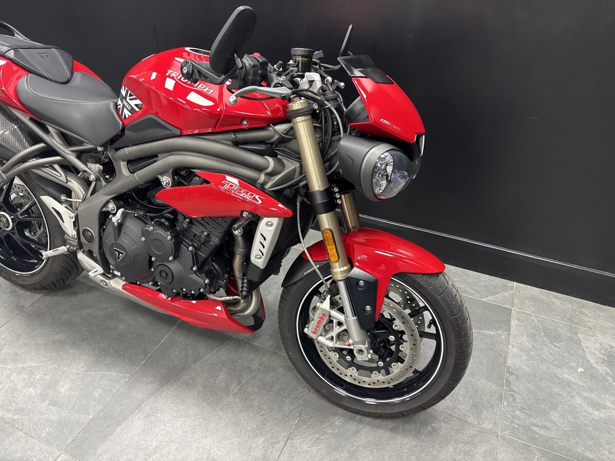 Used Triumph SPEED TRIPLE S 1050 2018 for sale - 78393140: Photo 5