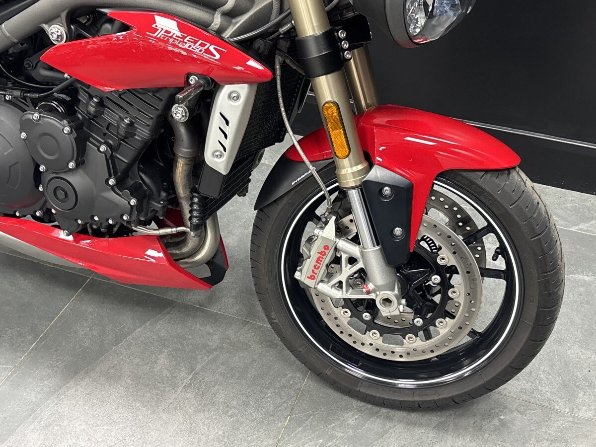 Used Triumph SPEED TRIPLE S 1050 2018 for sale - 78393140: Photo 6