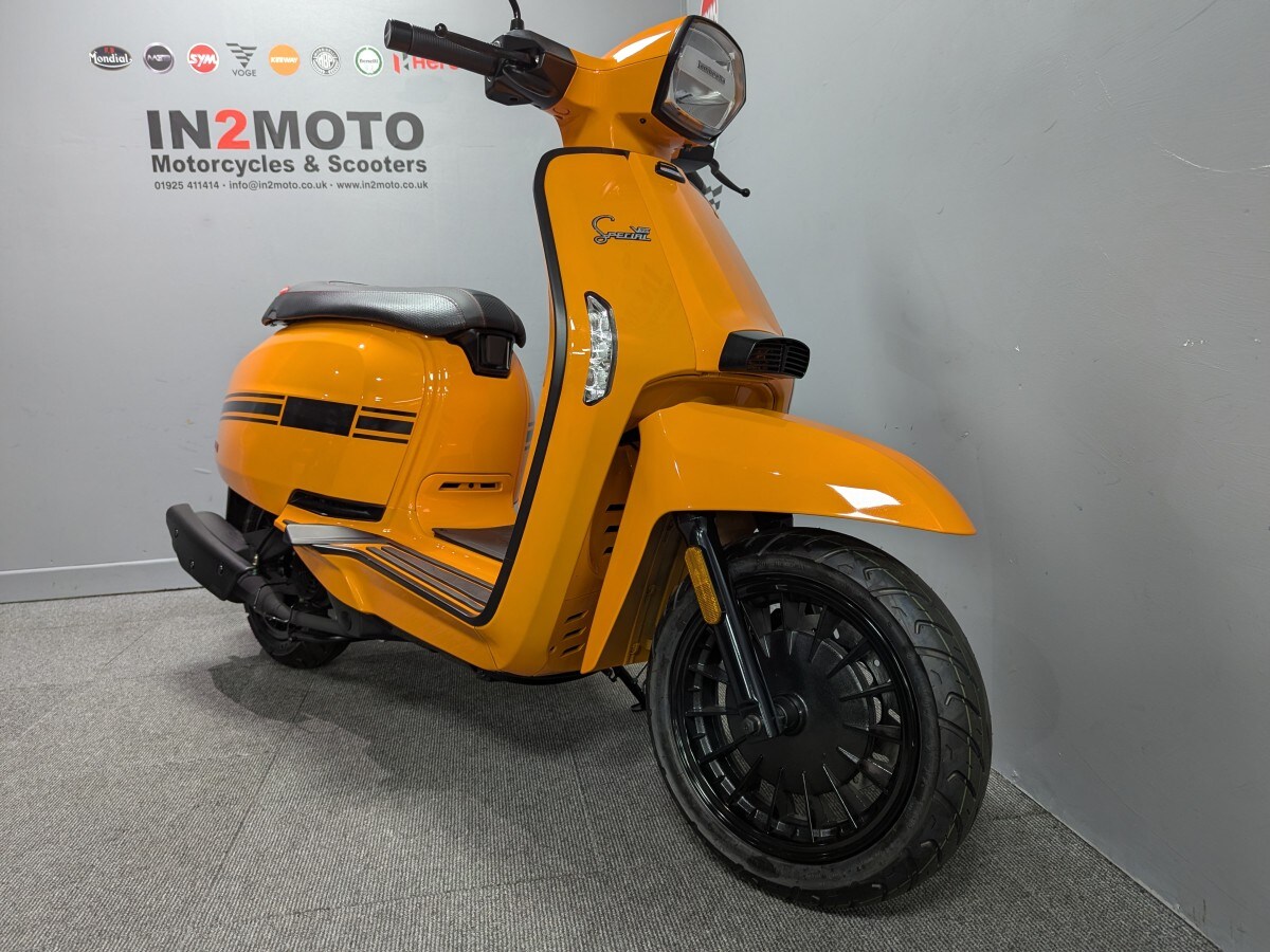 Used Lambretta V-125 SPECIAL • EX DISPLAY • for sale - 78681195: Photo 4