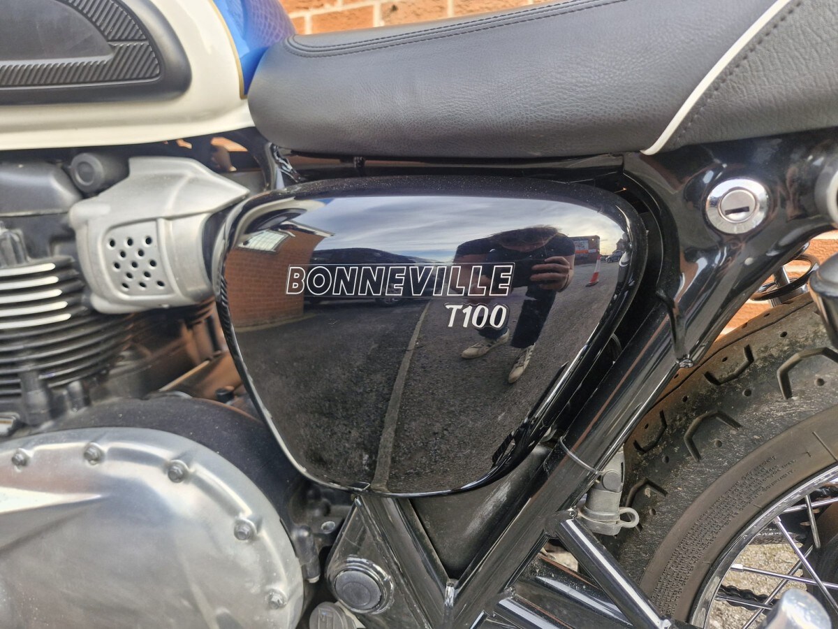 Used Triumph BONNEVILLE T100 2019 for sale - 78393382: Photo 12