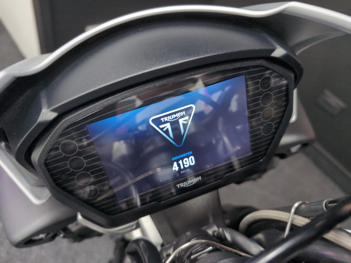 Used Triumph STREET TRIPLE R 2020 for sale - 78641318: Photo 11