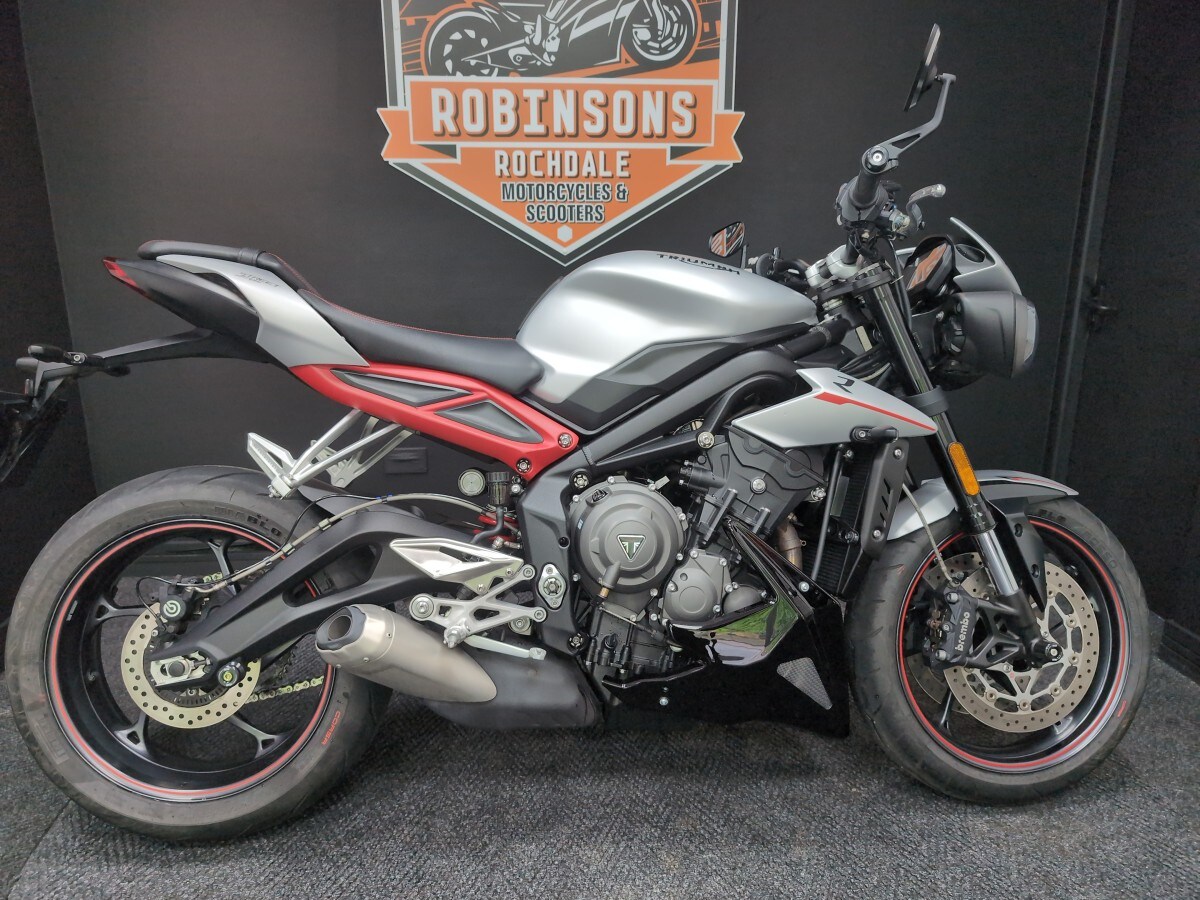 Used Triumph STREET TRIPLE R 2020 for sale - 78641318: Photo 3