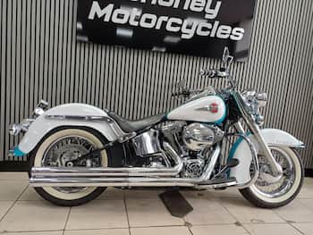 Used Harley-Davidson FLSTC HERITAGE STC 1690 17 2017 for sale - bike-79719533: Photo