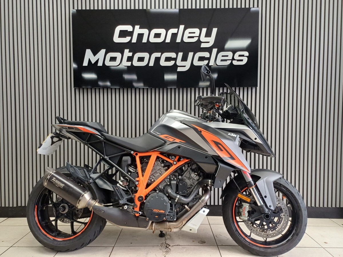Used KTM 1290 SUPERDUKE GT 2017 for sale - 78395753: Photo 2