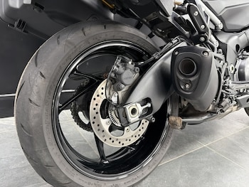 Used Suzuki GSX-S1000 GX+ 2024 for sale - bike-78395255: Photo