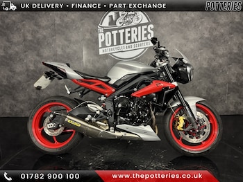 Used Triumph STREET TRIPLE RX 2017 for sale - bike-78571769: Photo