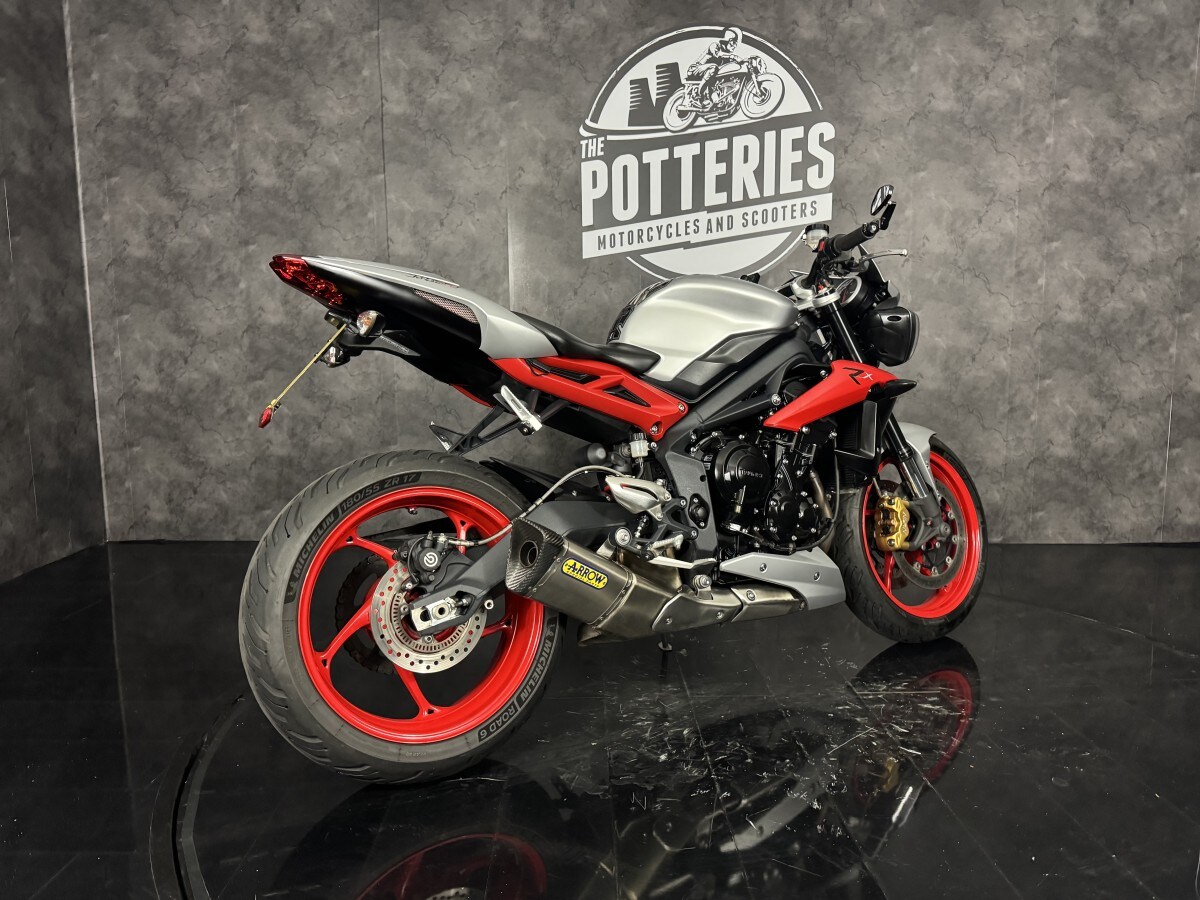Used Triumph STREET TRIPLE RX 2017 for sale - 78571769: Photo 6