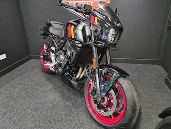 Used Suzuki GSX-8TT undefined for sale - bike-78396616: Photo