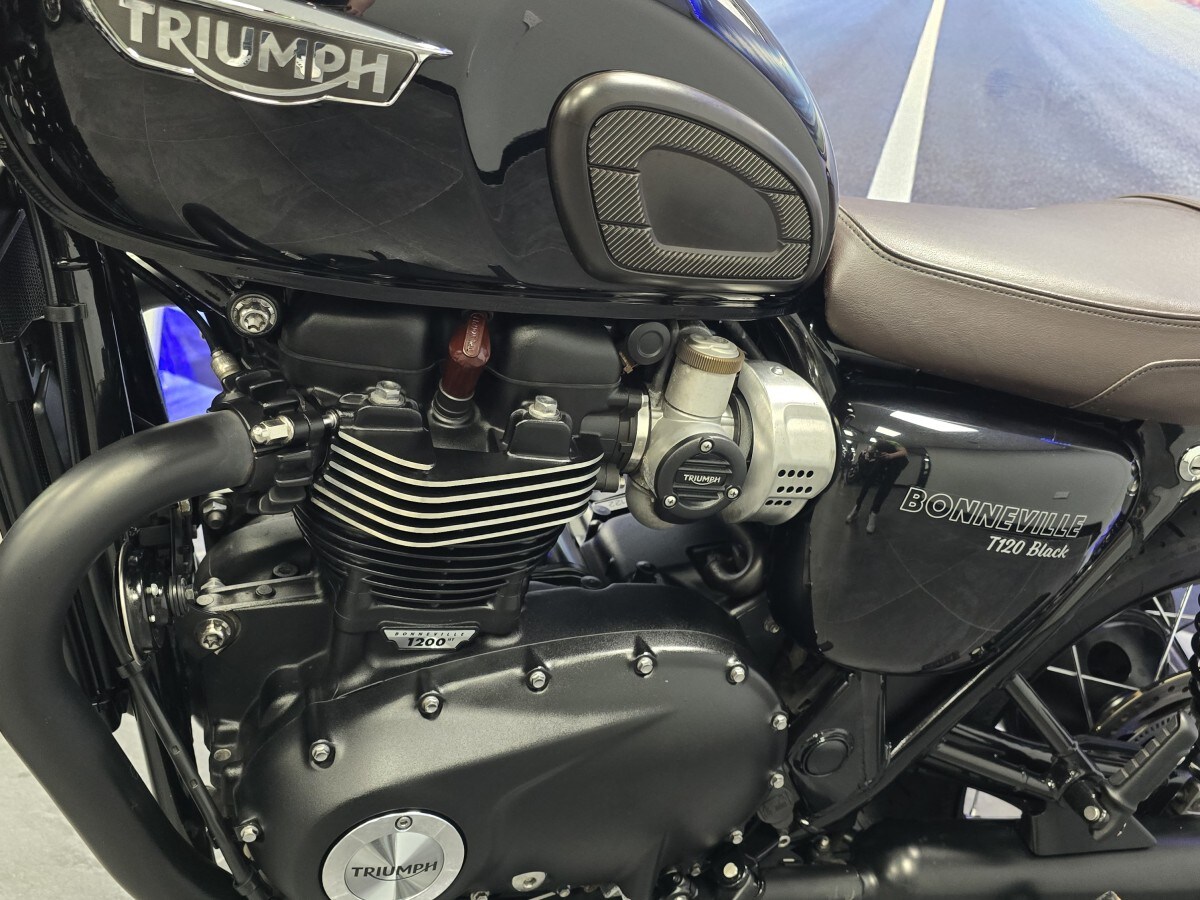 Used Triumph BONNEVILLE T120 BLACK 2018 for sale - 78394209: Photo 13